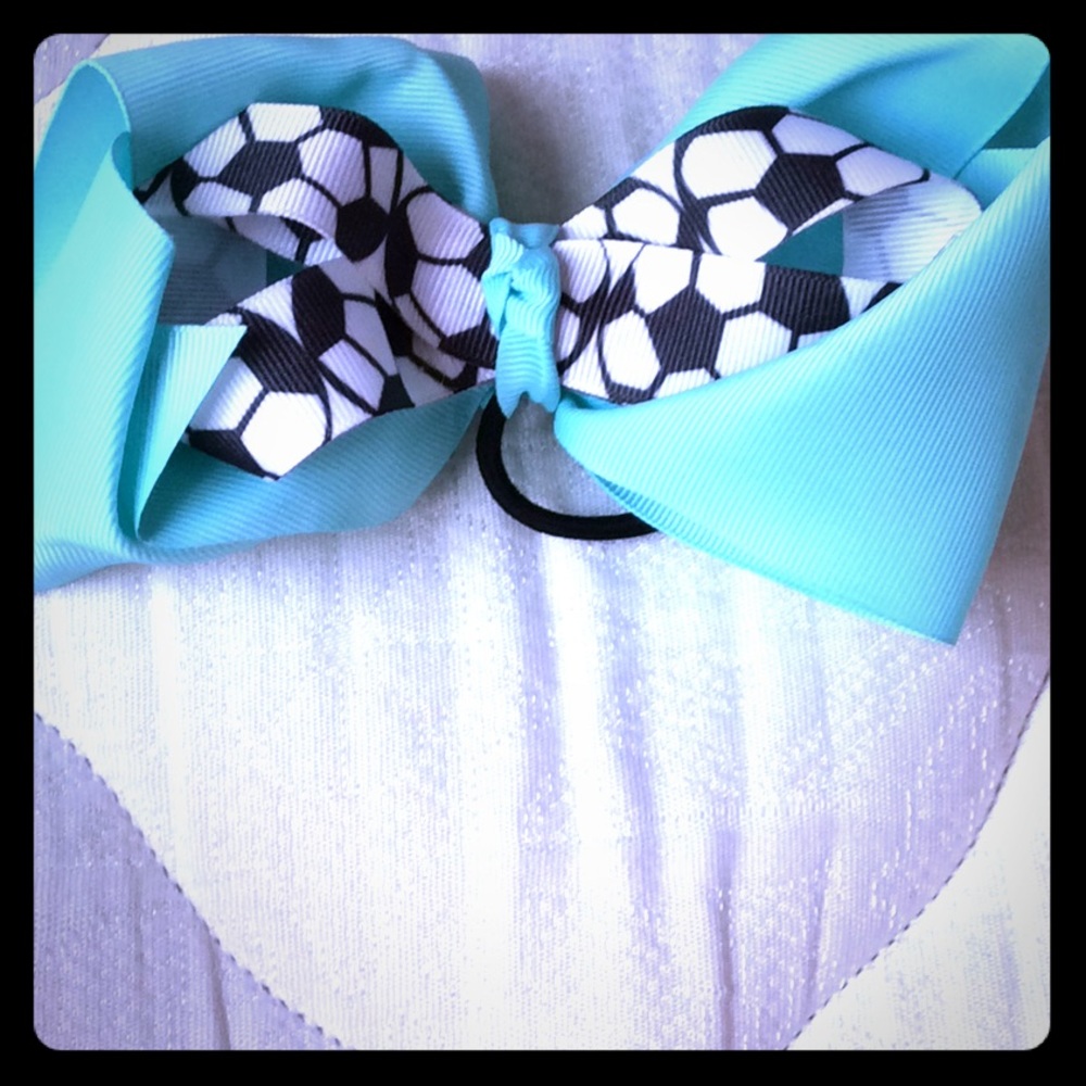 JoJo Siwa bow made into soccer bow